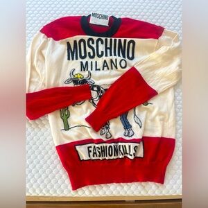 Moschino milano virgin wool sweater size 38 like new